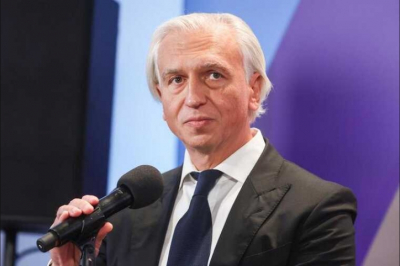 От нефтяной бочки до двери с домофоном на фамилию Гуринов
